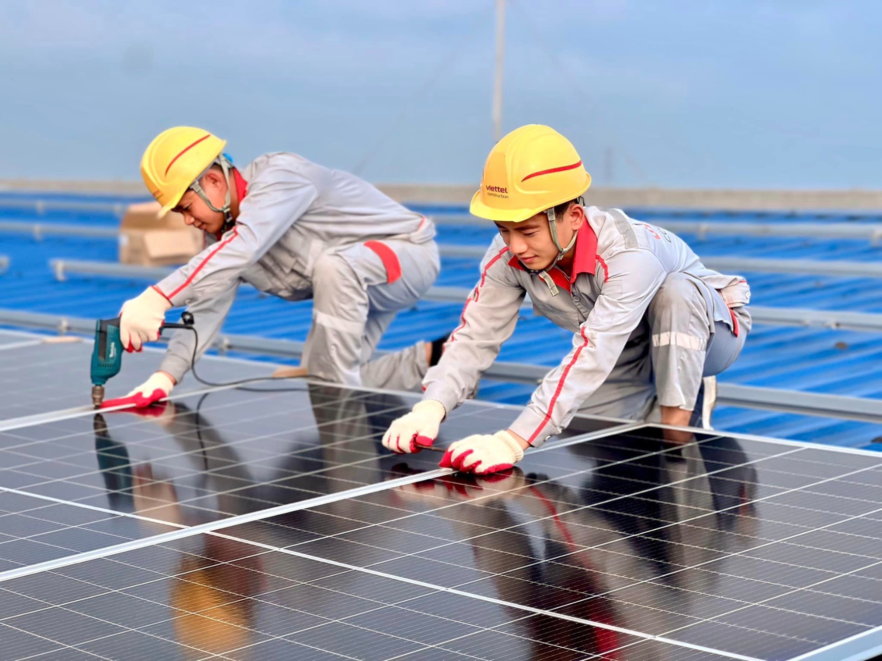 Lắp Điện Mặt Trời Viettel Tại Cà Mau | Giải Pháp Tiết Kiệm Điện Hiệu Quả